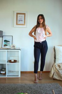 Businesslook bürooutfit für Sommer inspiration lange Hose Bluse Styling Tipps Fashion blogger modeblogger deutschland germany