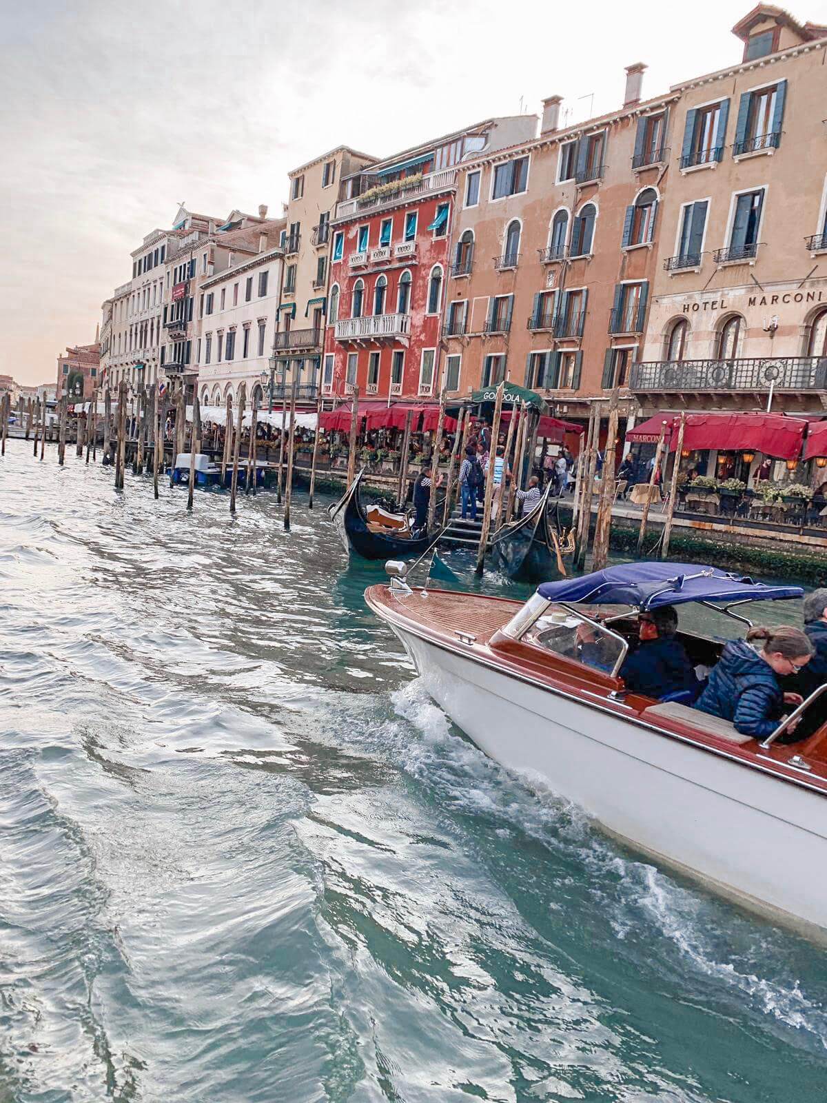 Spartipps-Venedig-Wie-du-günstig-unterwegs-bist-in-der-romantischsten-Stadt-Italiens-1