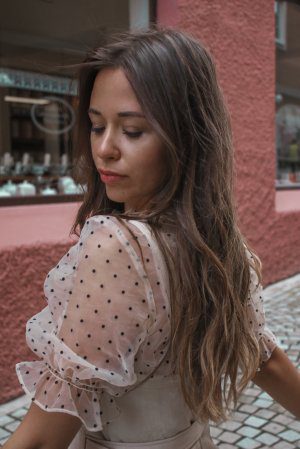 Plumetis Bluse – wie kombinieren wir eine romantische Tüllbluse ?
