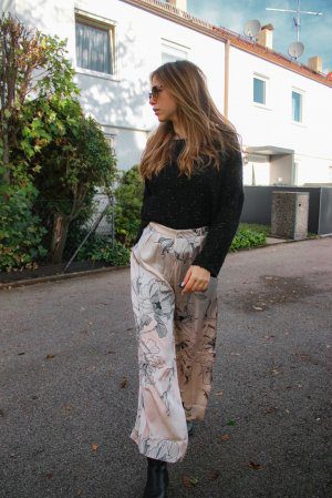 Pyjama Trend – Wie du ihn im Alltag kombinierst von Pyjama und Nachtwäsche bis hin zu Bralettes