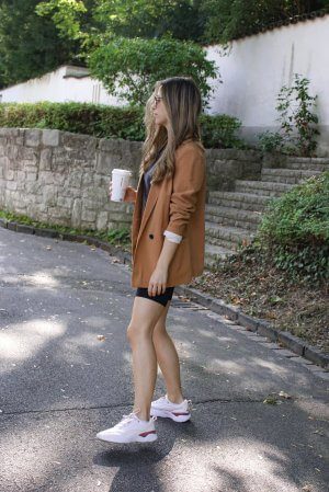 Blazer Trends 2020 - Diese Fashion Must-haves sind gerade IN