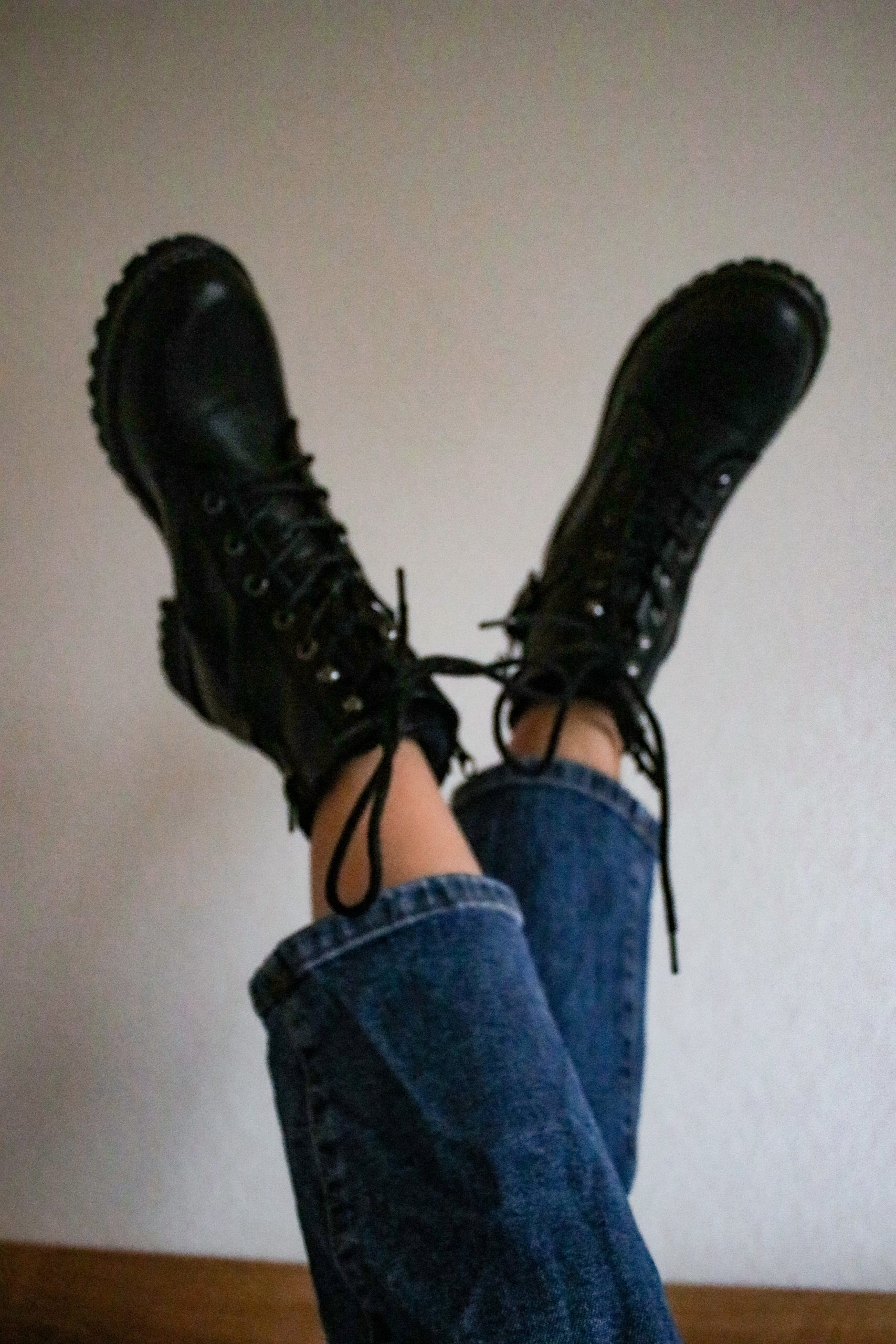 Bist du auf der Suche nach coolen Winterstiefeln- diese Boots sind der Trend im Winter11