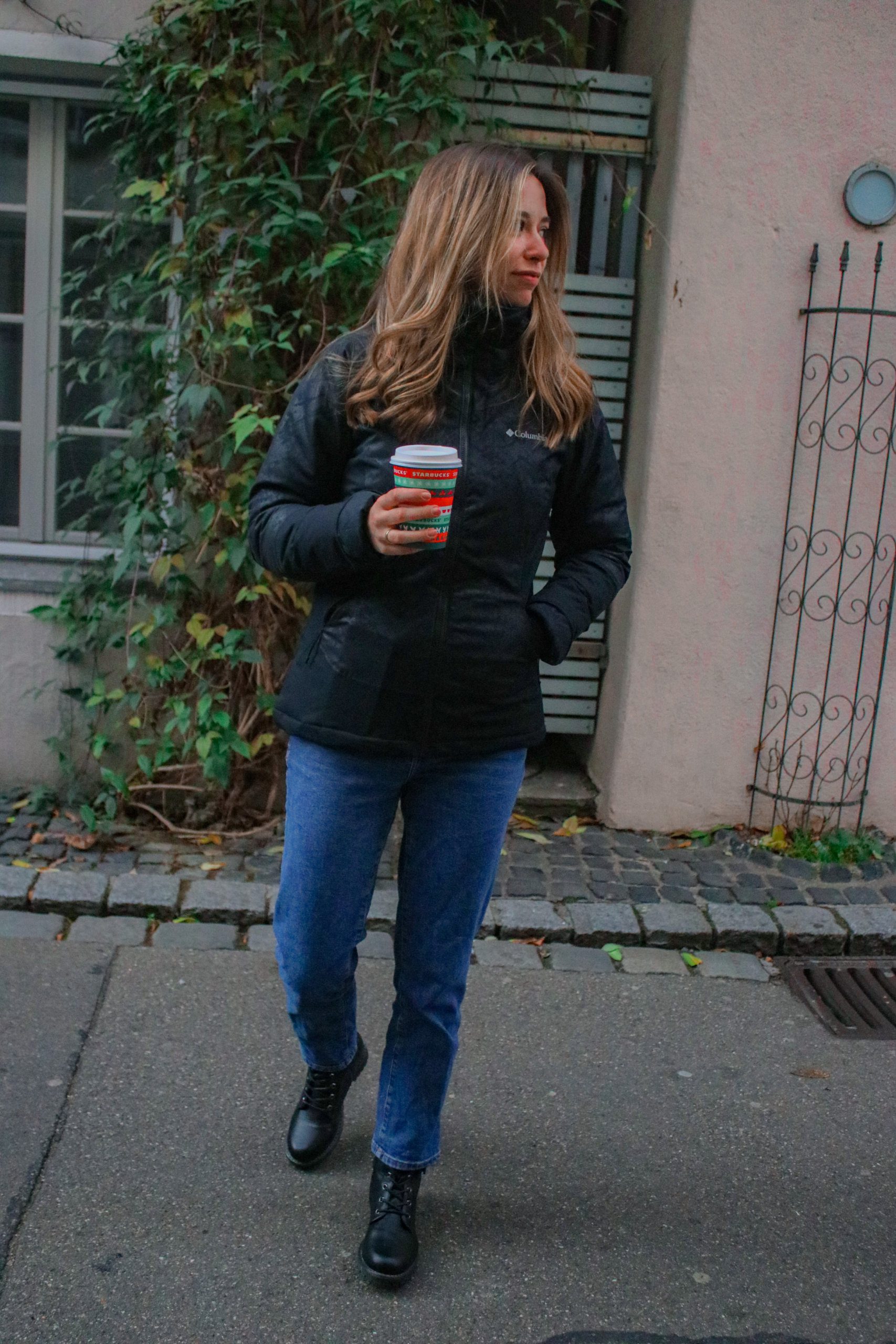 Bist du auf der Suche nach coolen Winterstiefeln- diese Boots sind der Trend im Winter4
