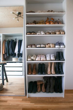Ikea Billy als Schuhregal – perfekt für begehbaren Kleiderschrank & Ankleidezimmer