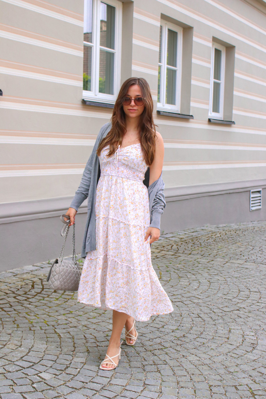 Was ziehe ich heute an- Sommer Outfits? 5 Outfit Ideen für den Sommer1