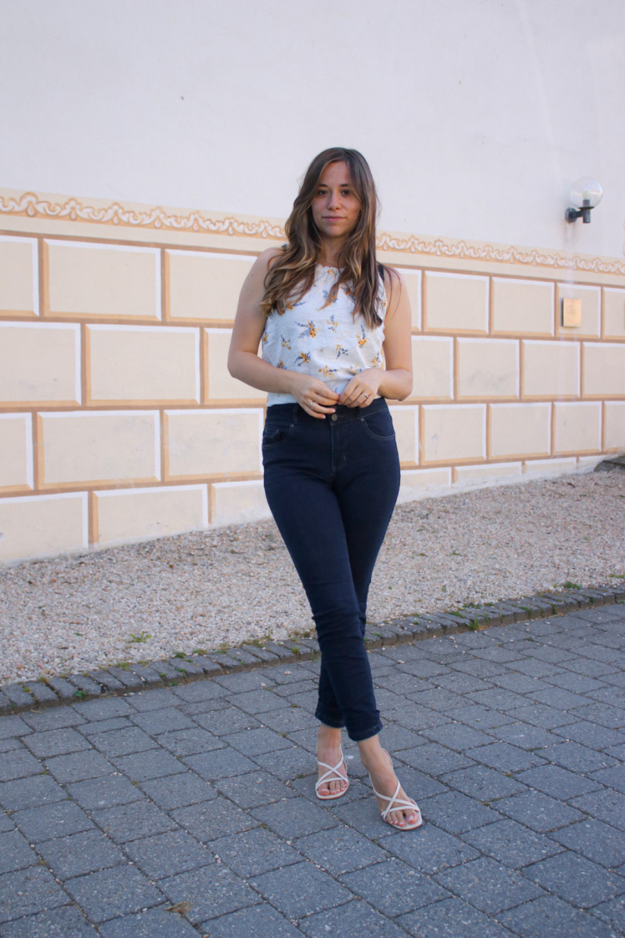 Was ziehe ich heute an 10 Outfit Ideen für den Frühling
