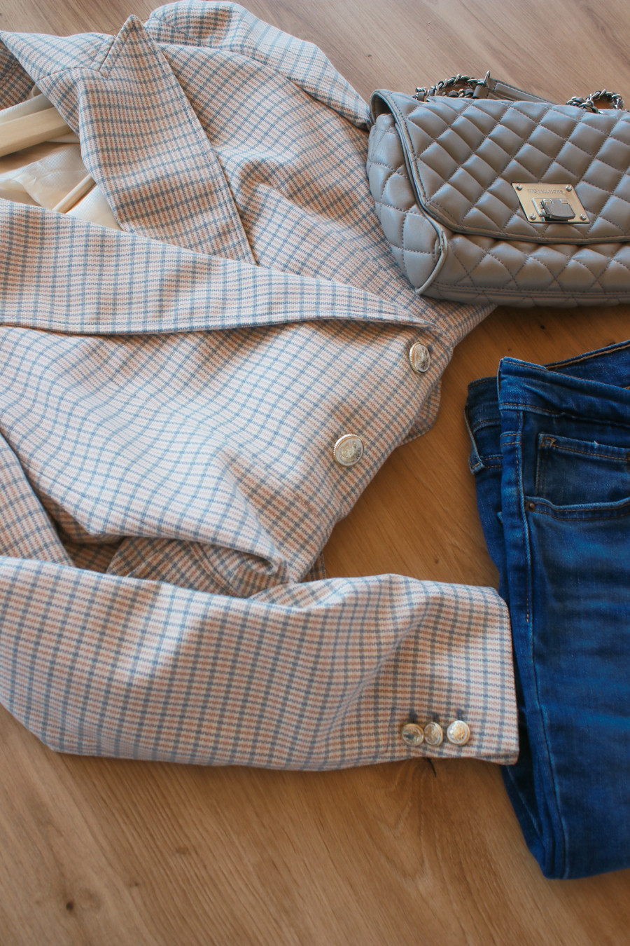 Style mit Second Hand Fashion – 5 Tipps fürs Shoppen und Styling5
