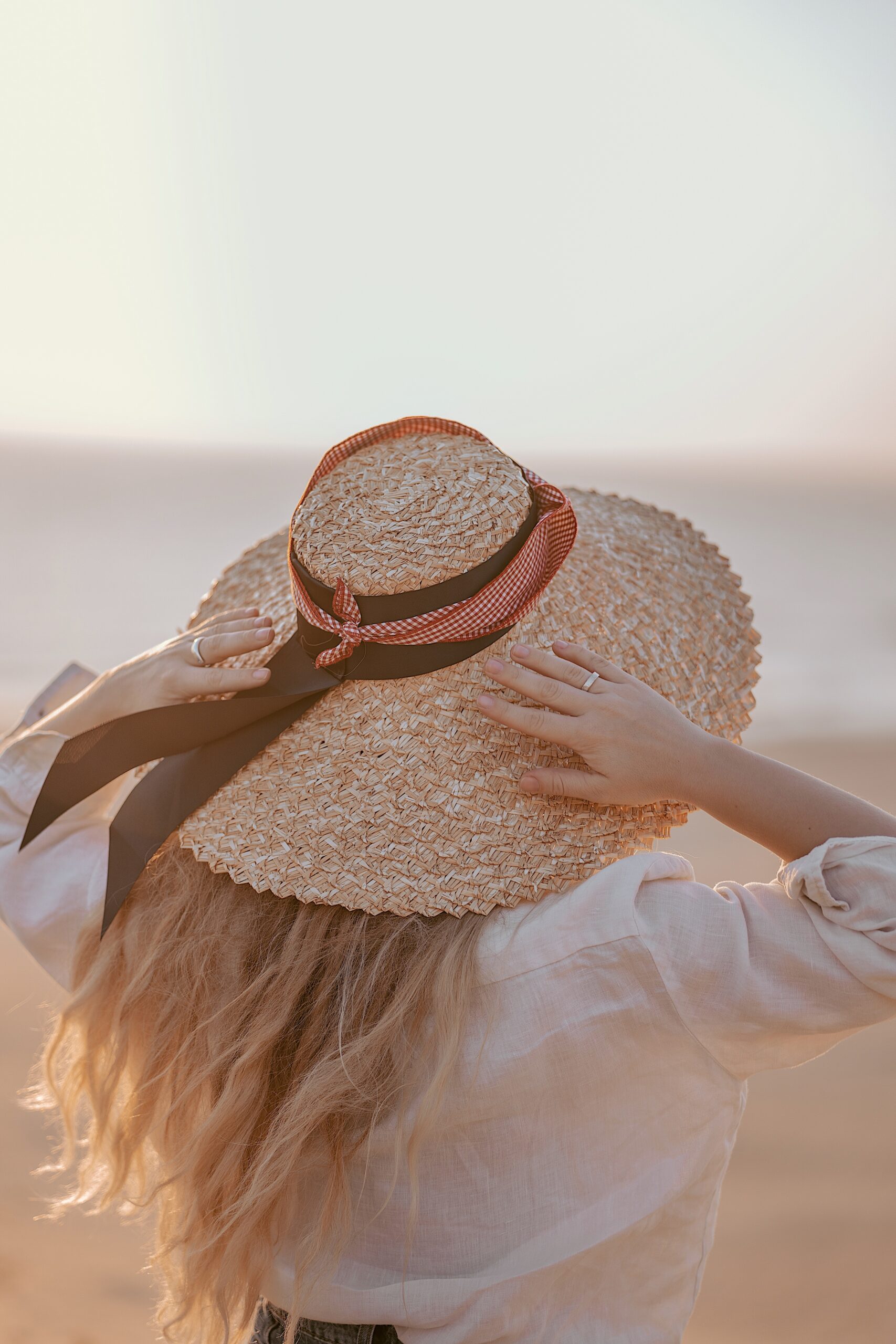 Hut Trend 2023 – Trendy Sommerhüte und Styling-Ideen für den perfekten Sonnenschutz (1)