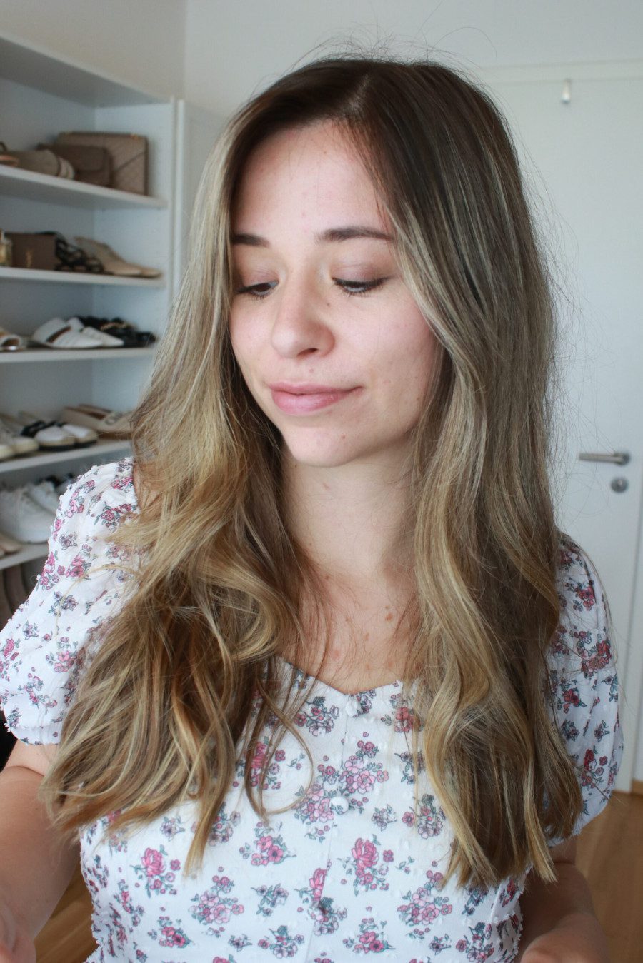Tipps, wie du es schaffst, deine Haare seltener zu waschen Für gesunde und gepflegte Haare! (1)